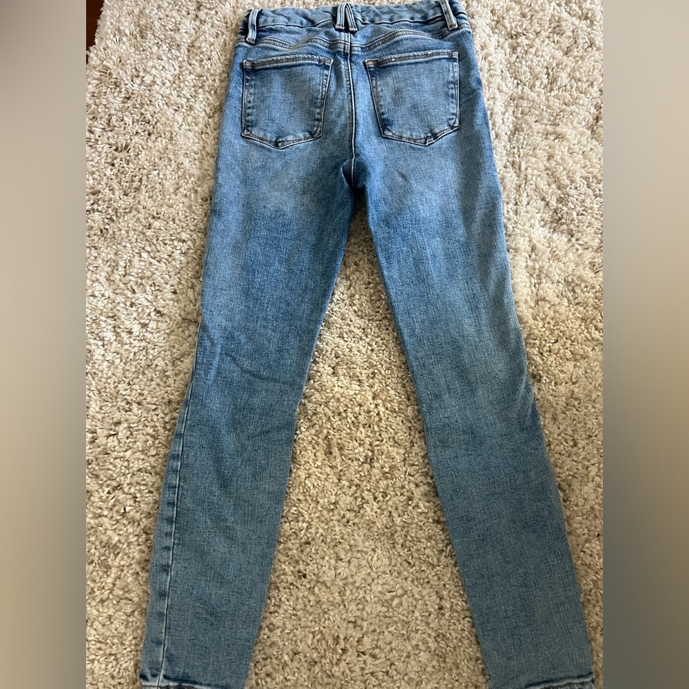 Good American Light Blue Skinny Jeans size 6/28